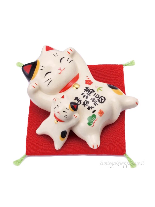 Maneki Neko manpuku pancia piena